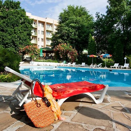 Ljuljak Hotel Golden Sands Bagian luar foto