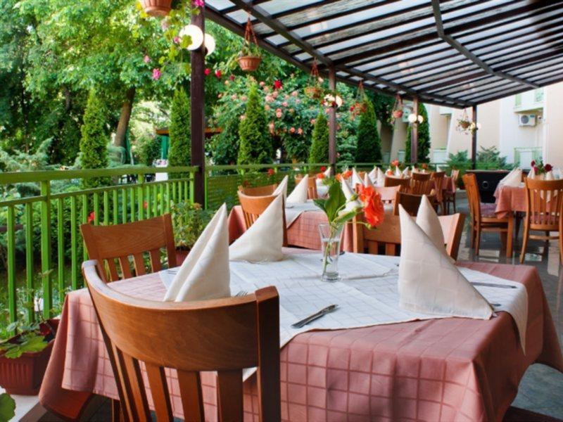 Ljuljak Hotel Golden Sands Bagian luar foto