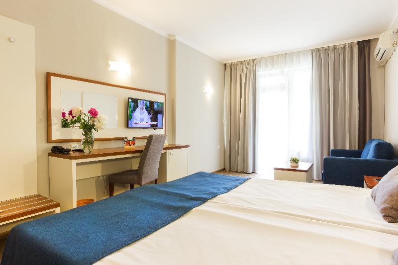 Ljuljak Hotel Golden Sands Bagian luar foto